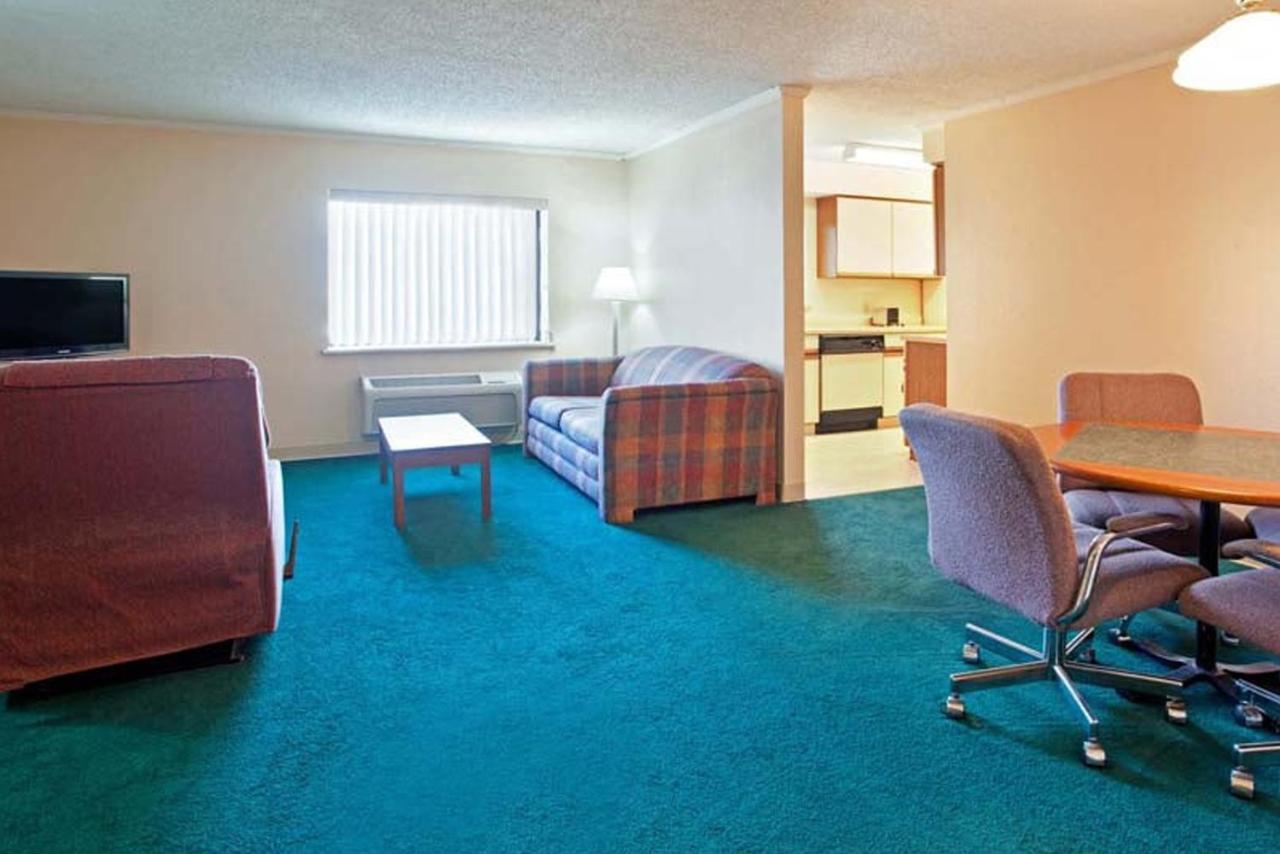 Hotel Norwood & Suites East Post Drive Indianápolis